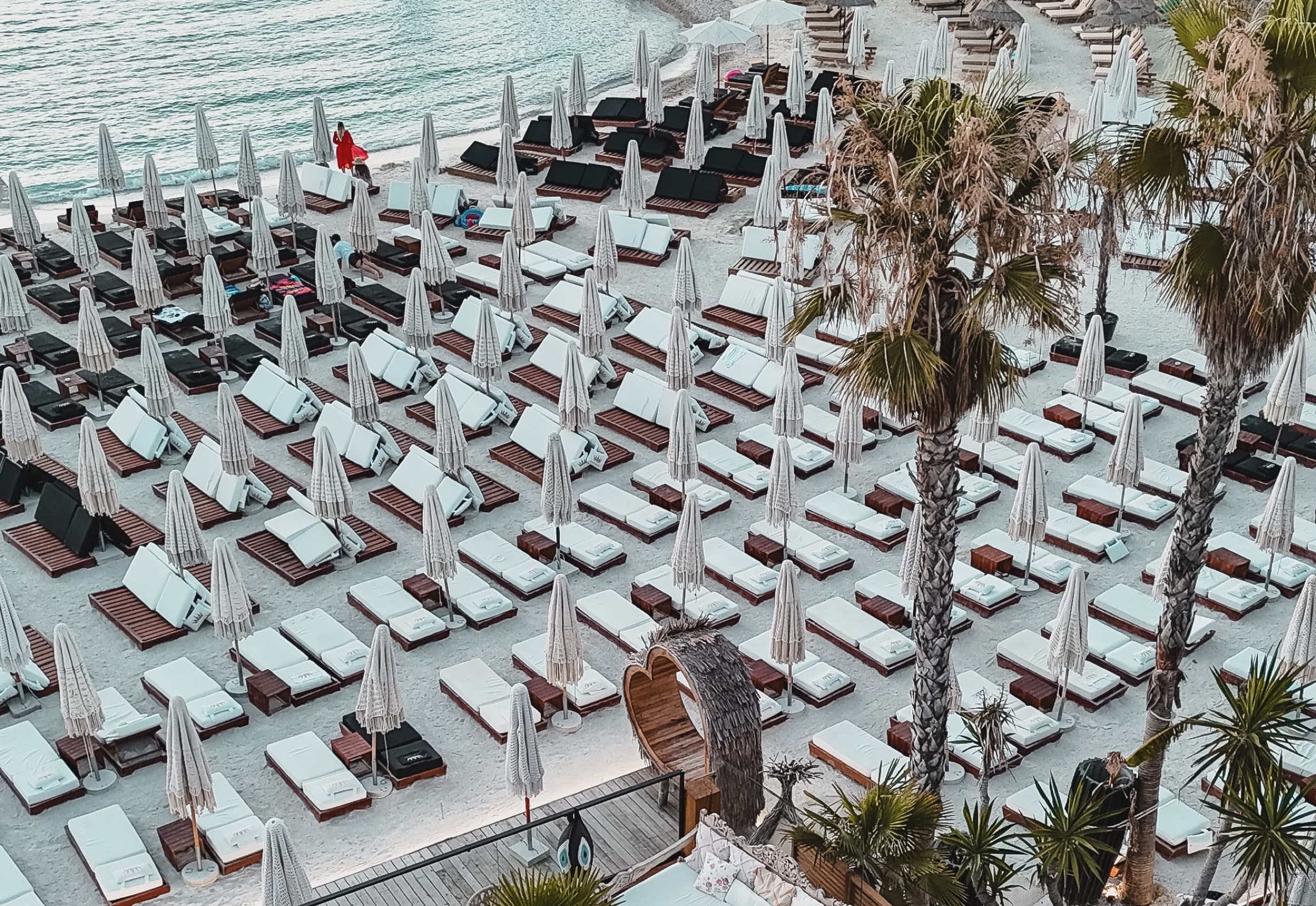 Regular Sunbeds